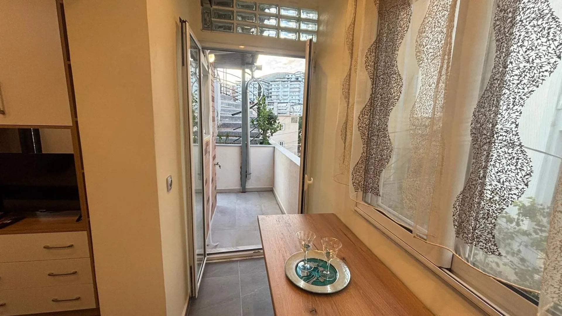 Lägenhet Sea & Relax Villa Sarandë